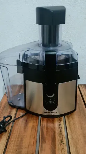 Centrífuga De Alimentos Britânia Juicer 1000 800W 110V