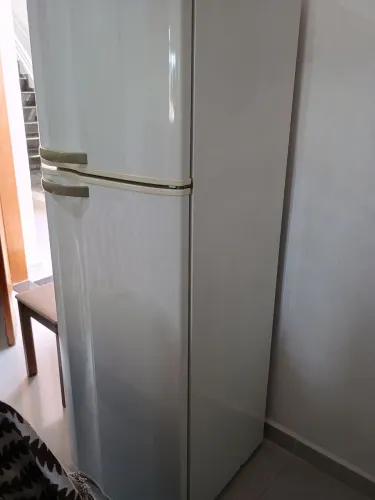 Geladeira Eletrolux com defeito
