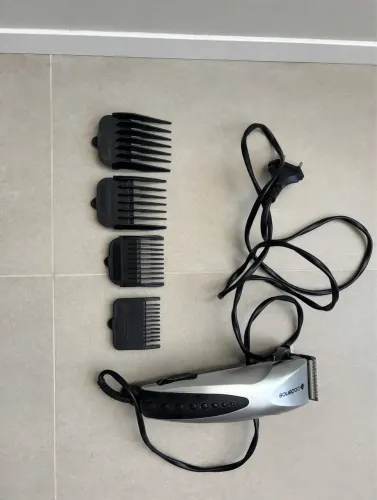 Máquina de Cortar Cabelo Cadence 220V + 4 Pentes