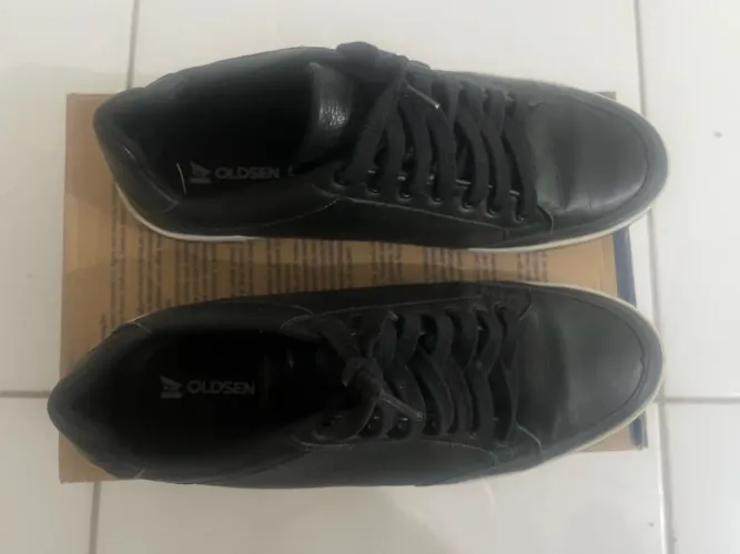 Sapato Oldsen em bom estado tamanho 44