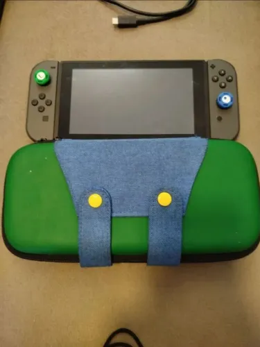 Nintendo Switch V2 ( Com Desbloqueio da Maior do País LR Games)