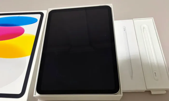 IPad 10ª Geração + Apple Pencil - Extremamente Novo