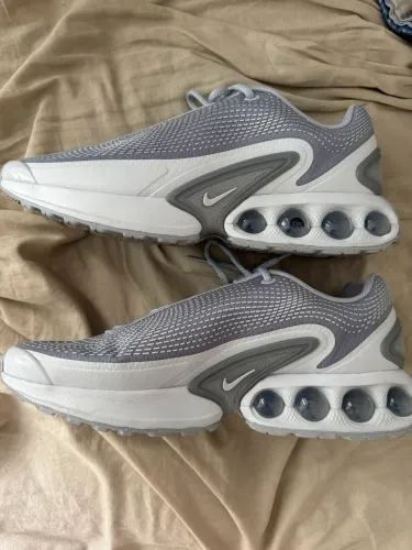Nike air max Dn cor Cinza