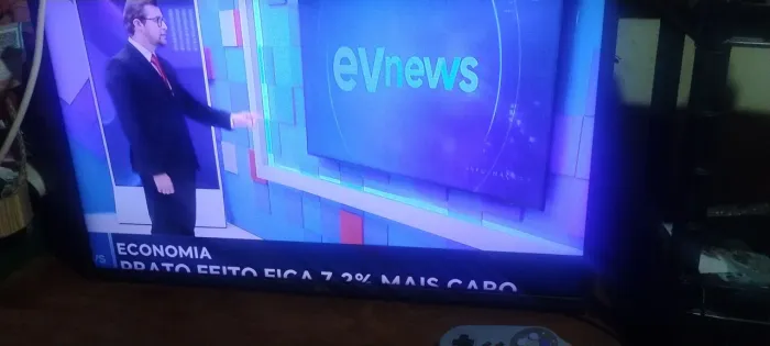 Vendo uma tv LG