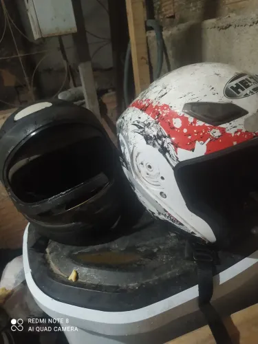 Capacete