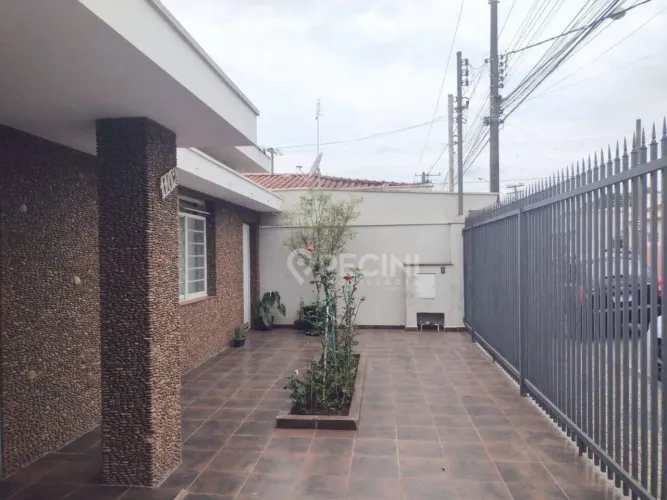 Casa com 2 quartos para venda, o bairro Saúde em Rio Claro.