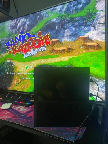Xbox super slim máquina está original leiam 