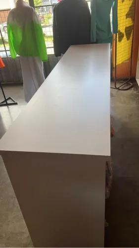 Vende-se moveis para loja