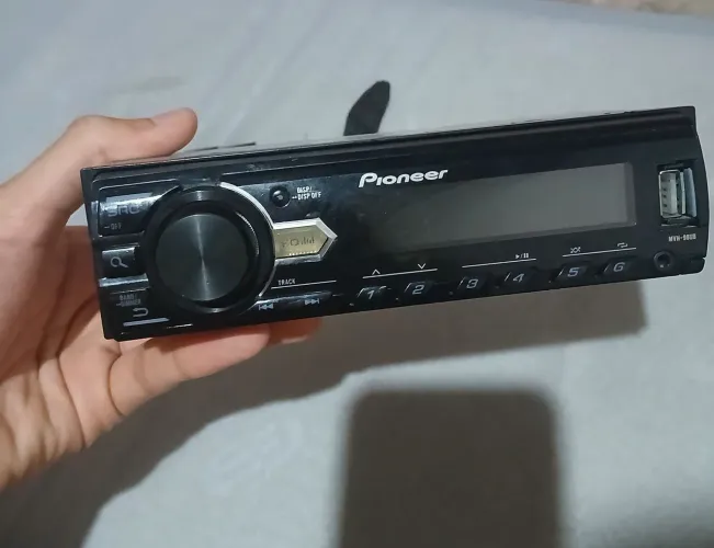 Som Pioneer