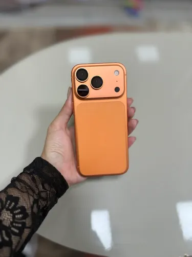 IPHONE 17 PRO - LARANJA