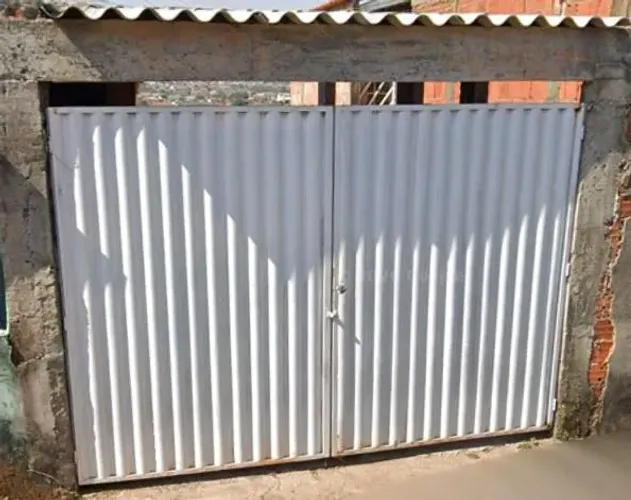 Vendo o portão Chapa 18 duas folhas