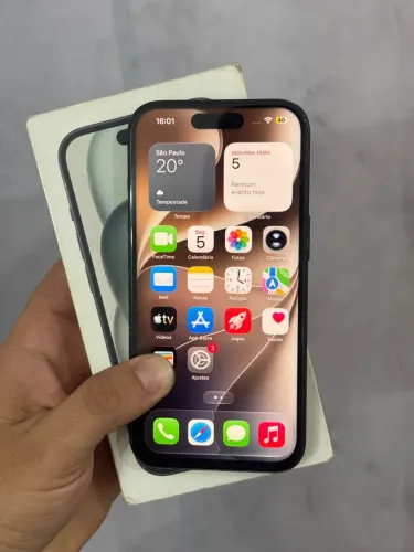 iPhone 15 128GB 