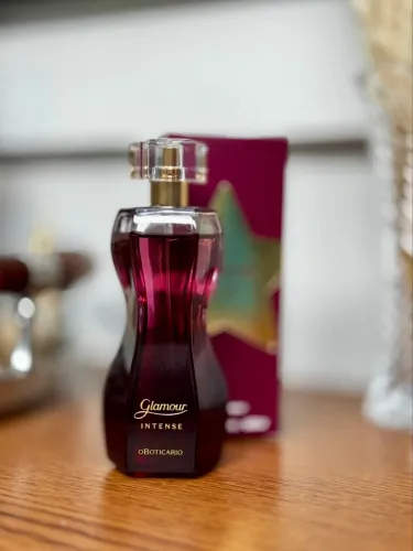 Perfume Glamour Intense do Boticário