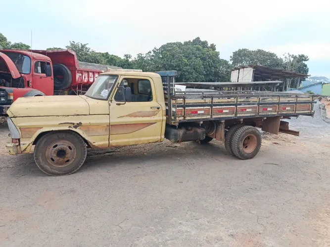 Ford F-4000 2.8 ISF Diesel 4X4 Manual 1980