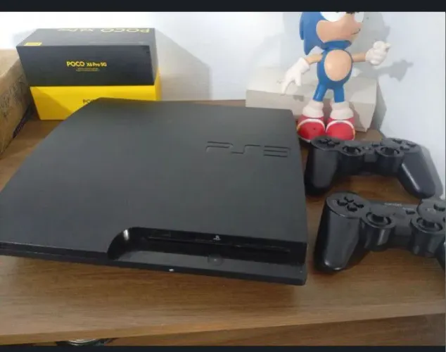 Vendo ps4 completo desbloqueado 2 controles 
