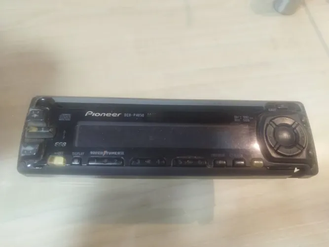 Frente de som Pioneer DEH4050