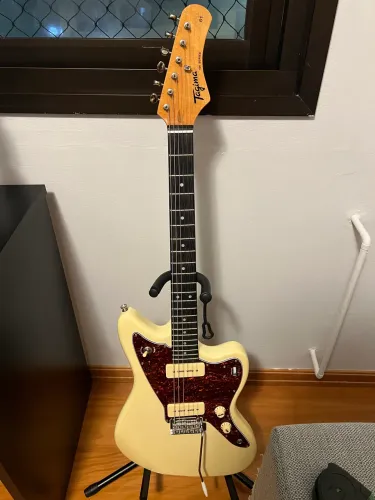 Guitarra tagima TW séries