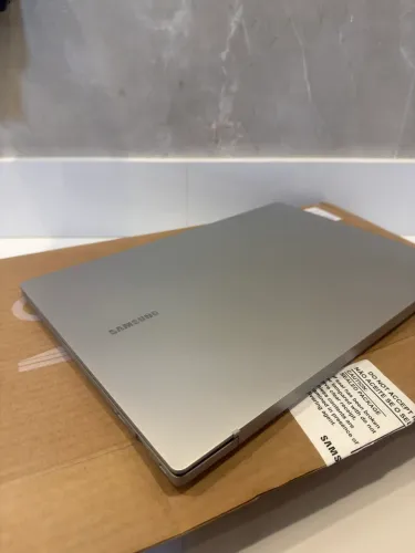 Notebook Samsung Galaxy Book Go