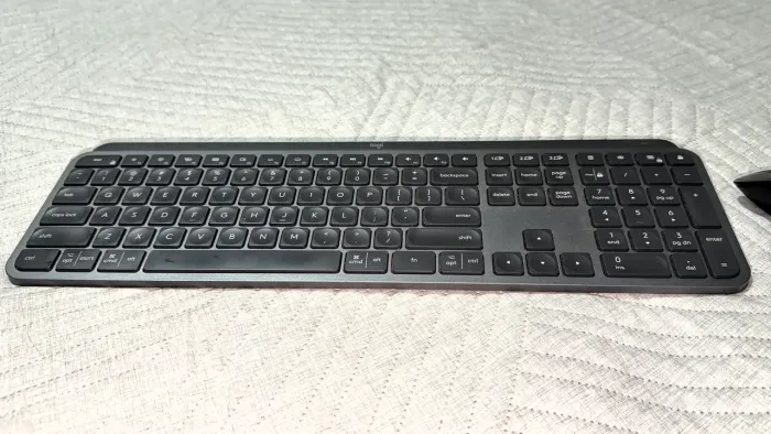 Teclado Logitech MX Keys para Mac sem fio