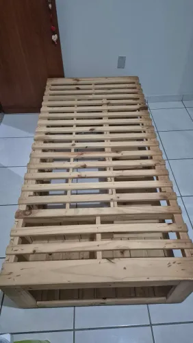 Palete multiuso/ base colchão solteiro