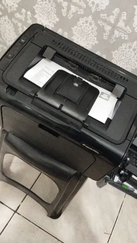 Hp laser com wi-fi 1102w 650 reais 