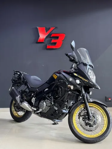 DL 650 XT V-STROM PRETA 2020/2021