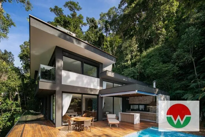 Condominio São Pedro, casa com 4 suítes, com vista para o mar, piscina e terraço gourmet