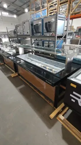 Buffet Térmico Linha Vitra Gbta- 2,00 metros Preto/madeira C/ Vidro