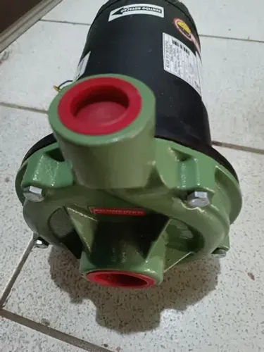 Bomba d'água  Schneider 