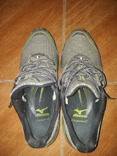 Mizuno wave Prophecy 1 original usado 