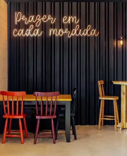 Revestimento decorativo em telha trapezoidal