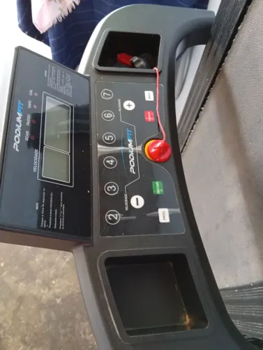 Vende-se essa esteira semi nova