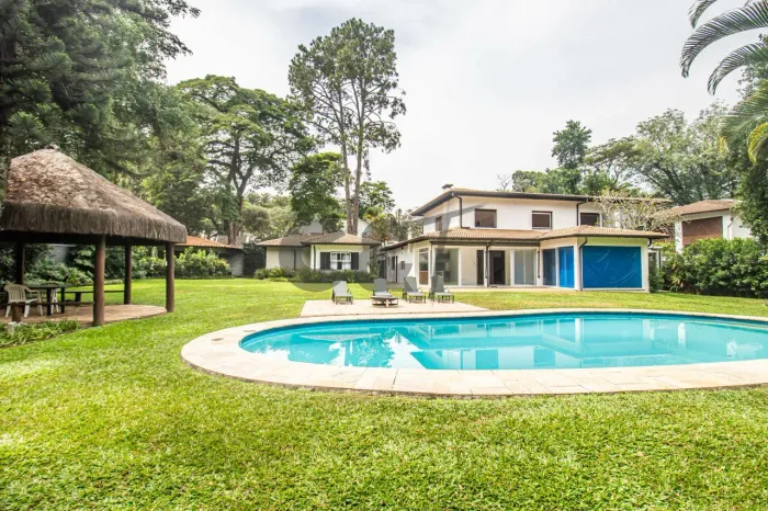 Sobrado - 4 Dormitórios (2 Suítes) à Venda ou para Alugar no Alto da Boa Vista - São Paulo