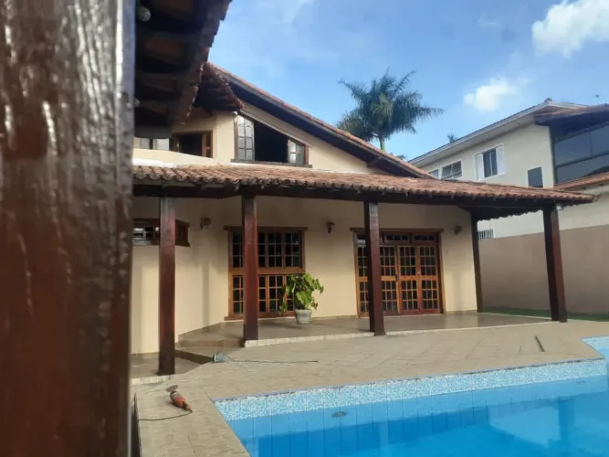 Pintor , pinturas ,restauração de casa e peças de madeira , pintura portão,alambrado