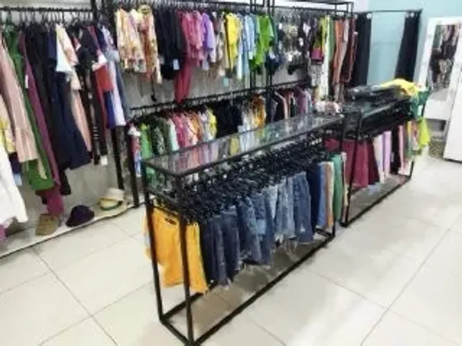 Arara industrial pra loja roupa
