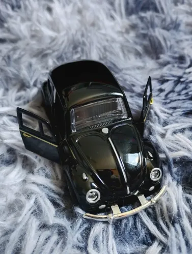 Miniatura Clássica Fusca 1:36 - Porta Dupla de Liga Metálica
