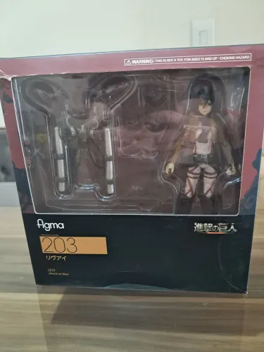 Mikasa e Asuna Figma