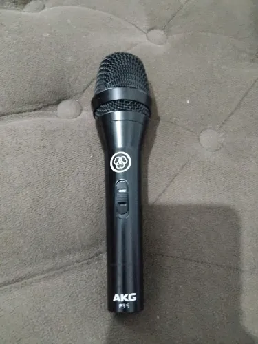 Micro fone AKG ja com cabo de 6 metros 