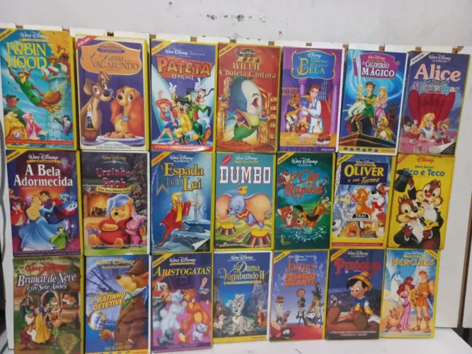 Coleção de VHS Disney 21 fitas lote