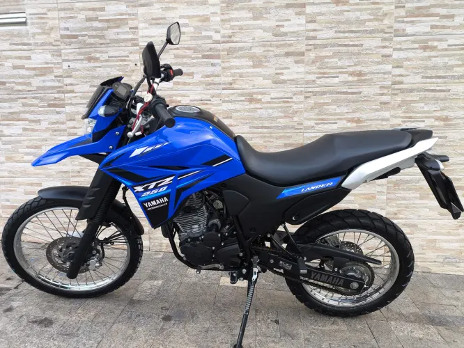 XTZ 250 LANDER BLUEFLEX ABS
