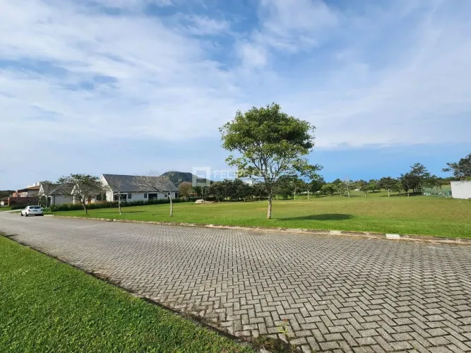 Lote / Terreno em Santinho - Florianópolis, SC