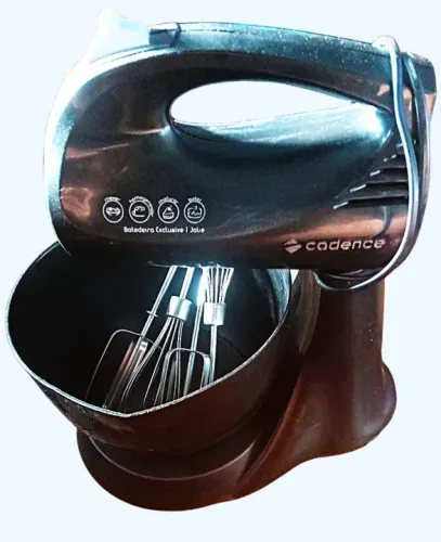 Batedeira Jolie Cadence Preta 220V