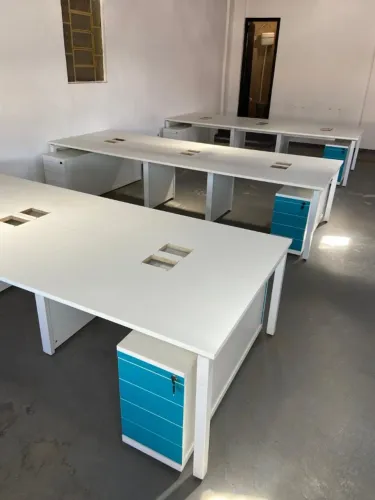 Mesas de escritório/coworking/escola