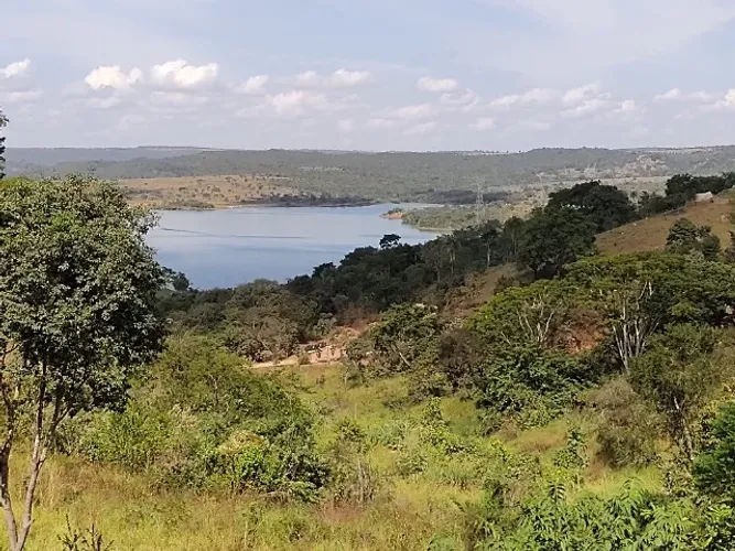  Lote de 1500m², com vista para o Lago Corumbá IV. Escriturado e aceita financiamento banc