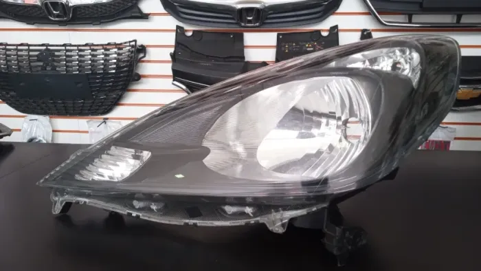 Farol Honda New Fit Masc.Negra Usado Original