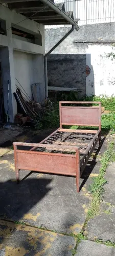 "Cama Patente Faixa Azul" 