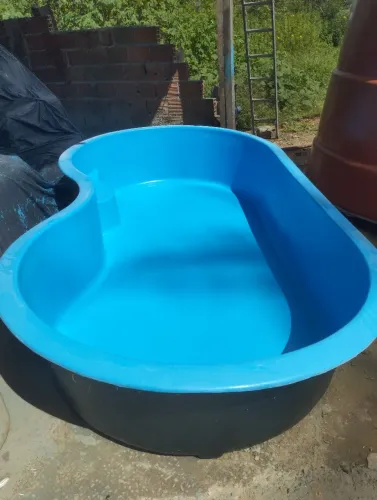 Piscina de Fibra para seu Lar MODELO FEIJÃO DE 3.15X1.65X0.65 DIRETO DA FÁBRICA