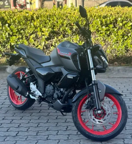 Yamaha FZ15 2025 - 0KM PRONTA ENTREGA