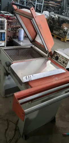 Maquina de embalar e selar a Vácuo no estado 