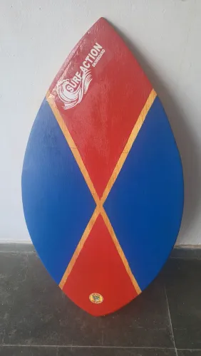 Prancha Skimboard + parafina.